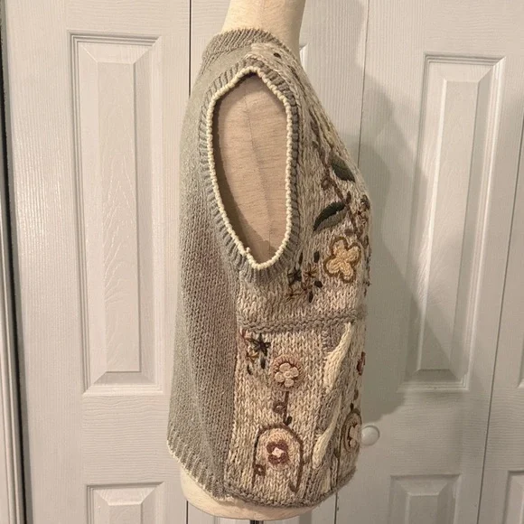 Vintage Margules embroidered sweater vest from the 1980s or 1990s Sz M - Picture 5 of 8